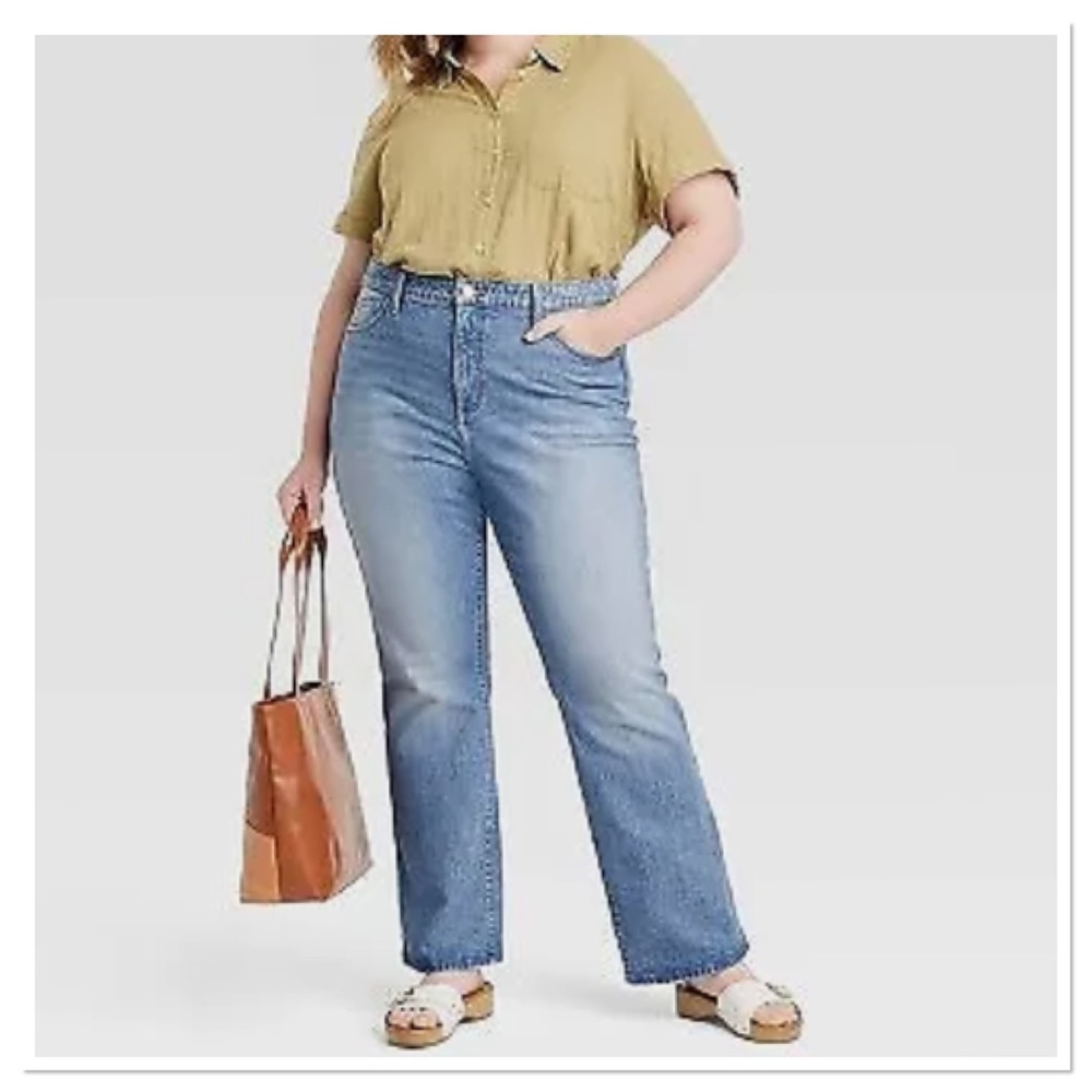 Women’s Plus Size High-Rise Vintage Bootcut Jeans Universal Thread